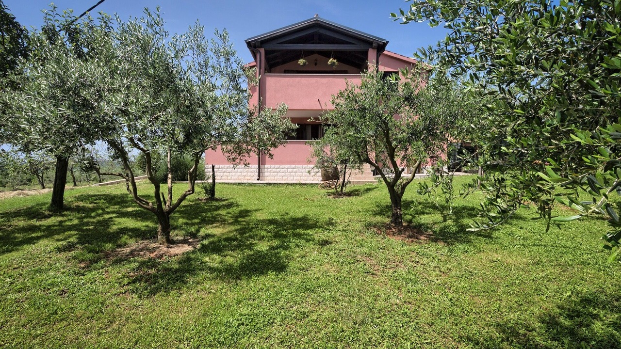 Photo of Outdoor in Zminj
