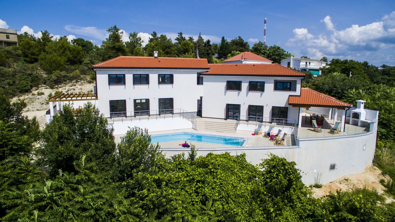Photo of Outdoor in Rtina