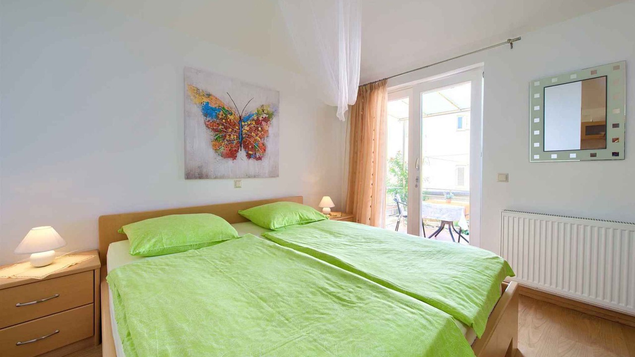 Photo of Bedroom in Vantacici