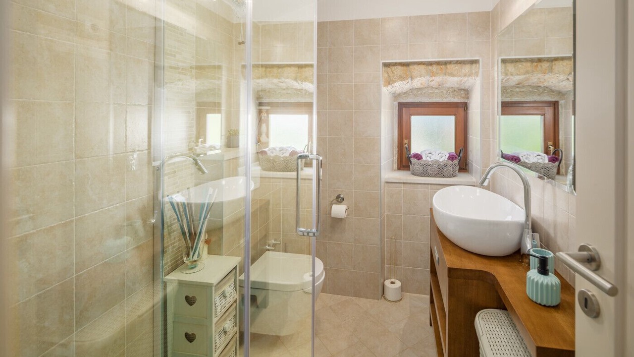 Photo of Bathroom in Gulici