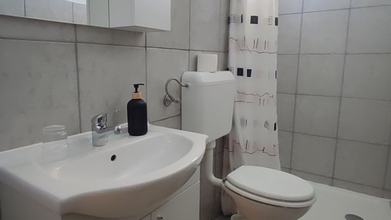 Photo of Bathroom in Palit