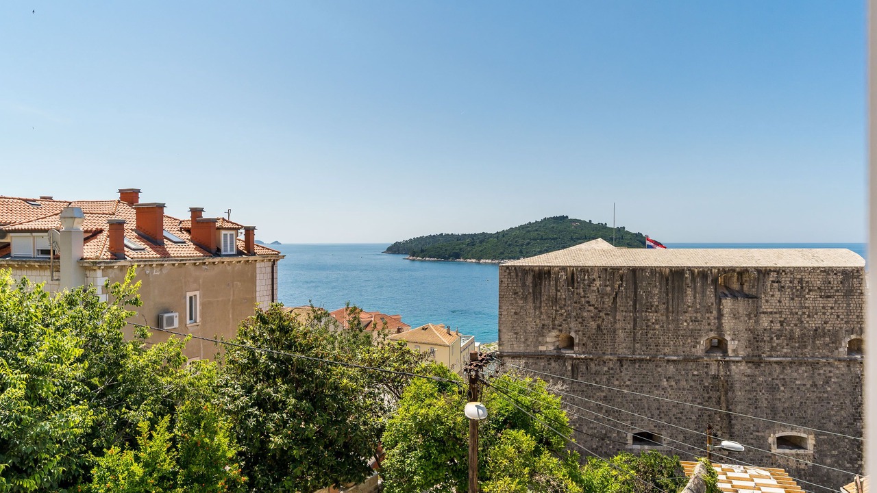 Photo of Others in Ploce