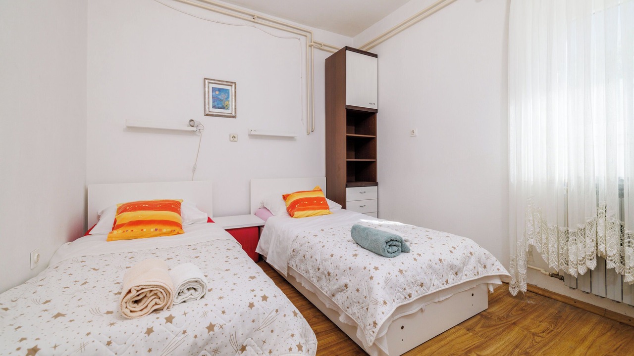 Photo of Bedroom in Banjol