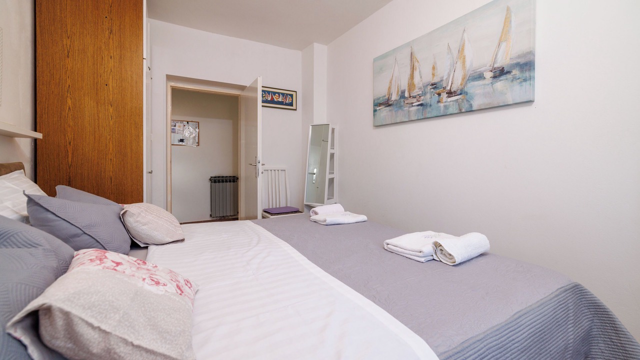 Photo of Bedroom in Banjol