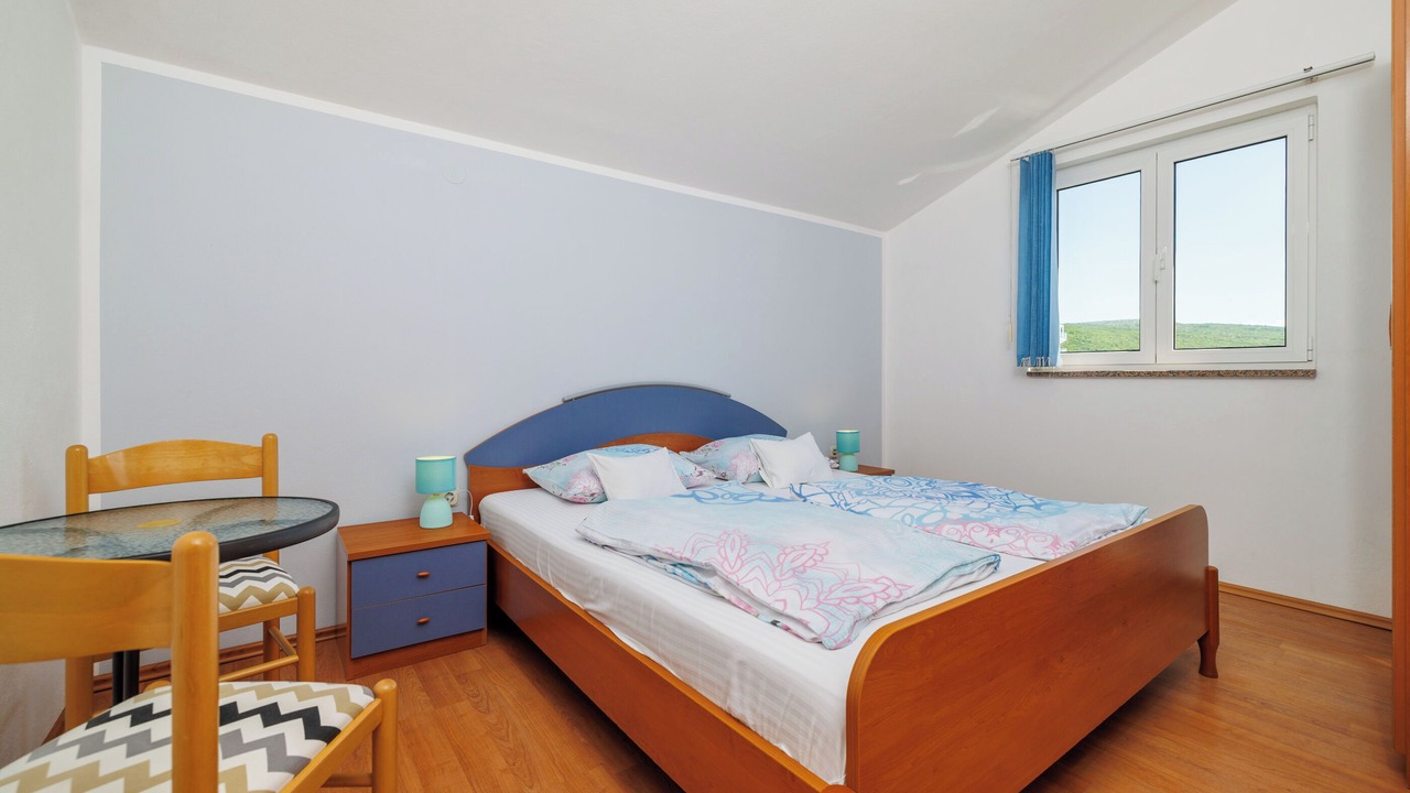 Photo of Bedroom in Punat