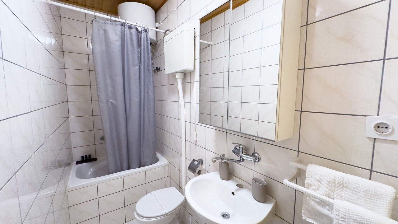 Photo of Bathroom in Vrisnik