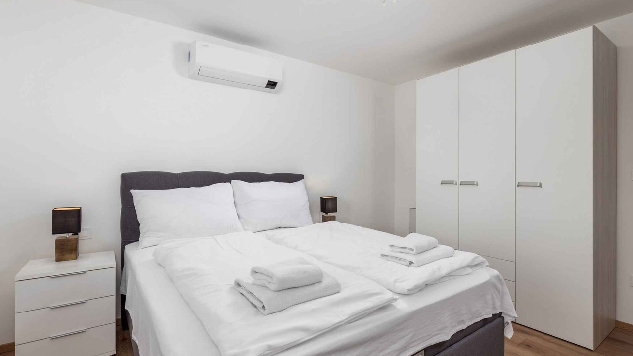 Photo of Bedroom in Vantacici