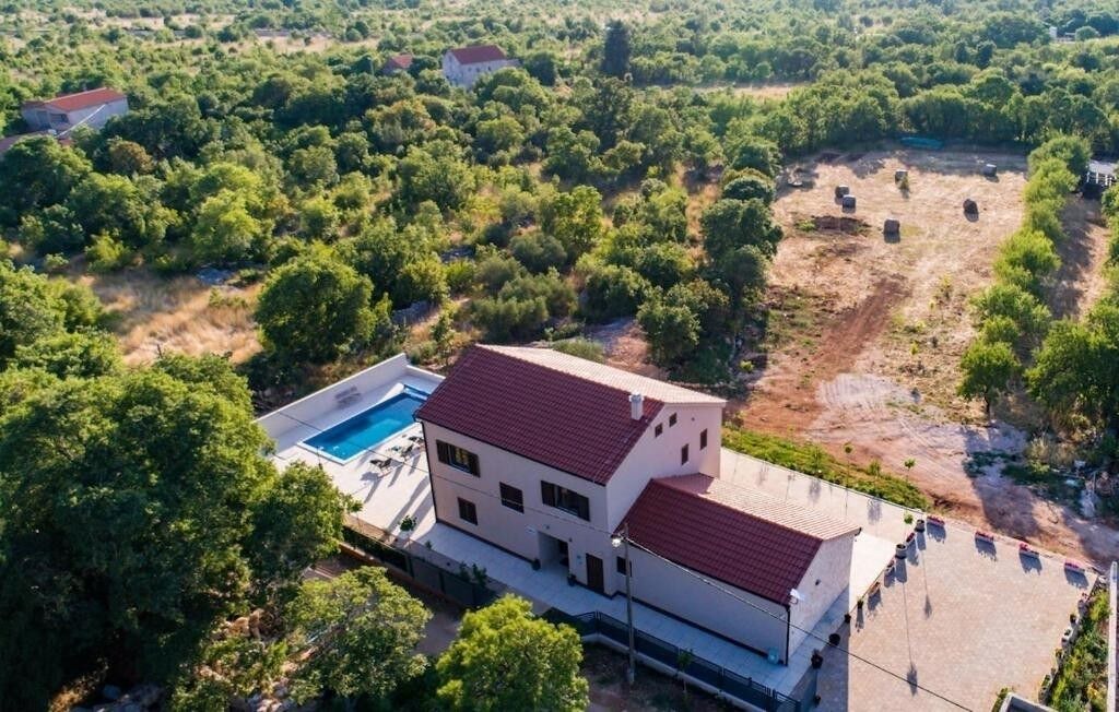 Photo of Outdoor in Drnis