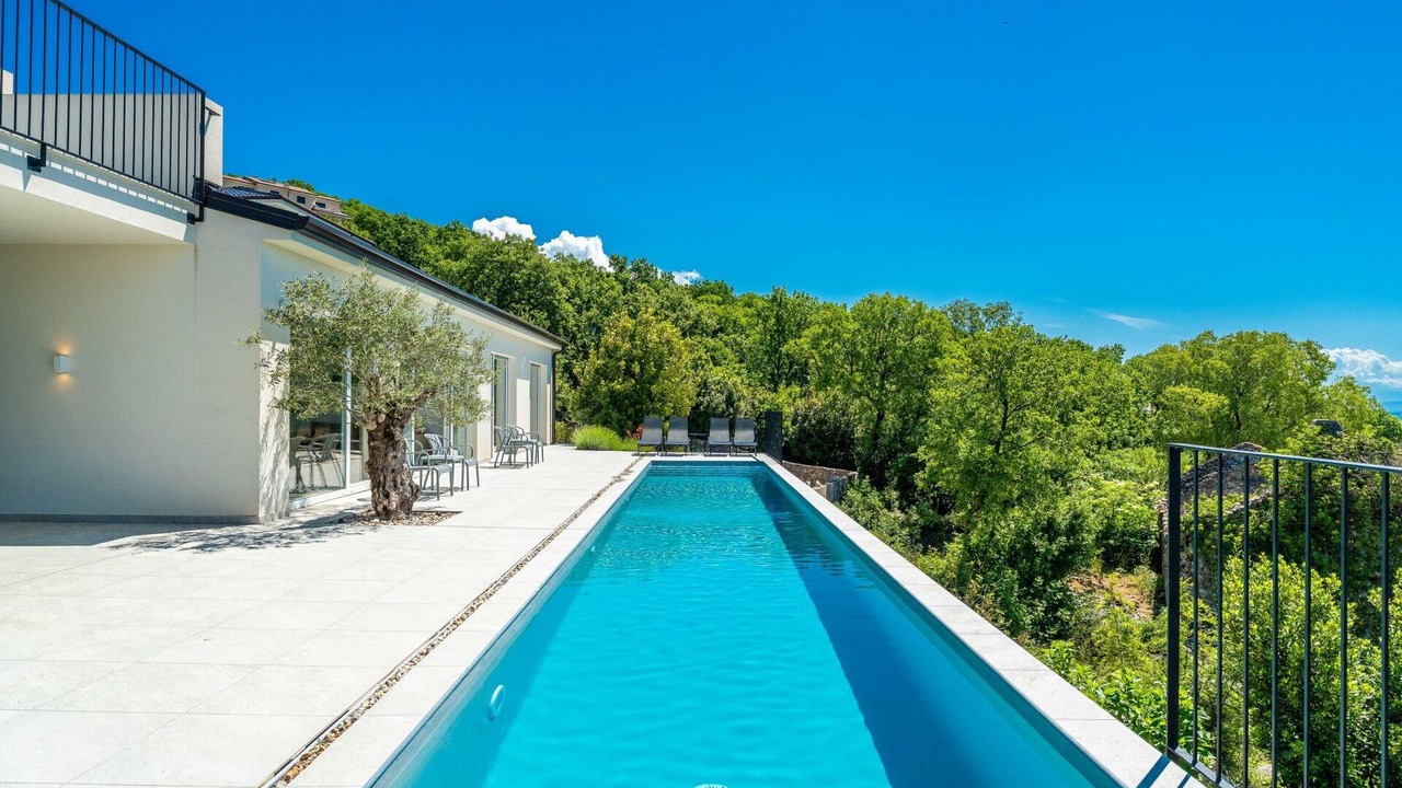 Photo of Outdoor in Rozmanici