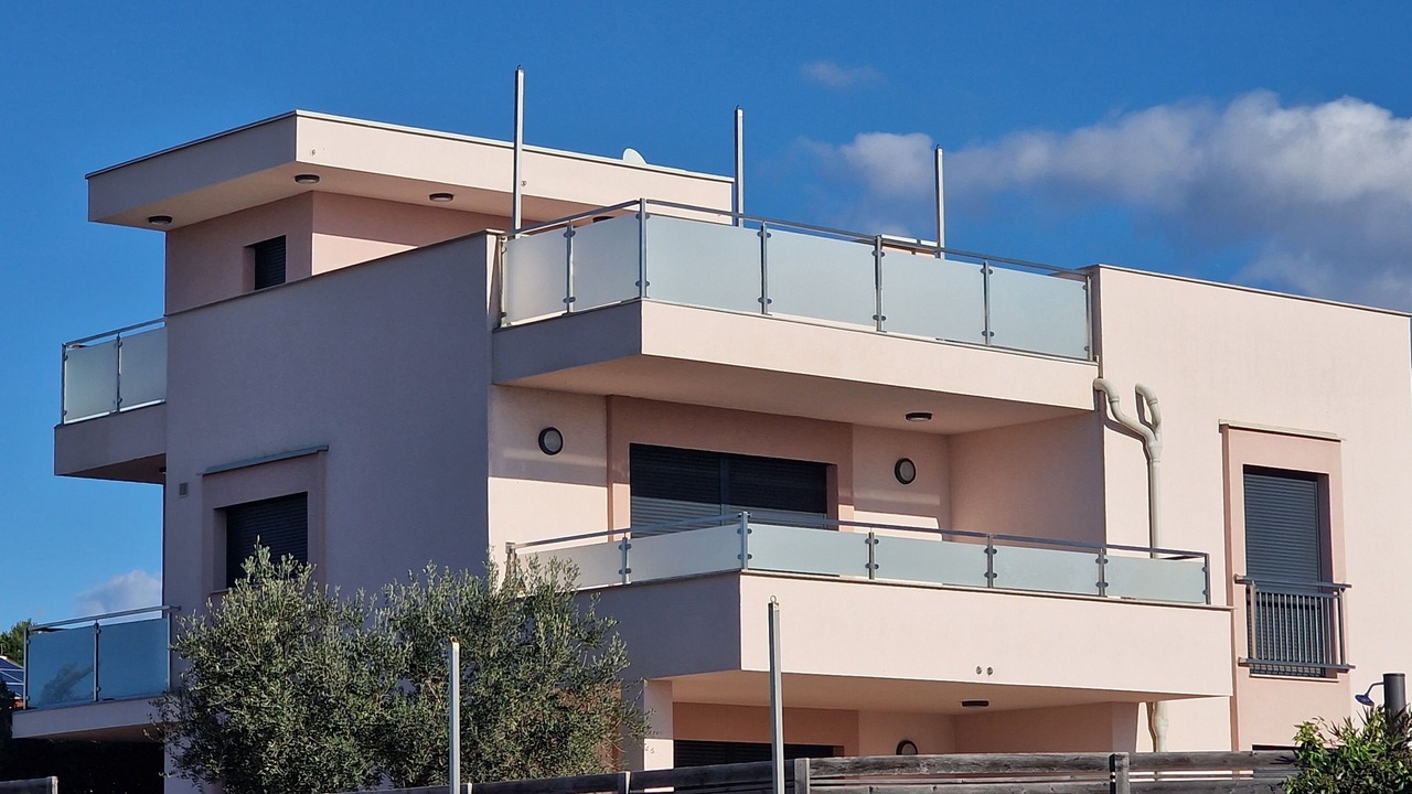 Photo of Outdoor in Peroj