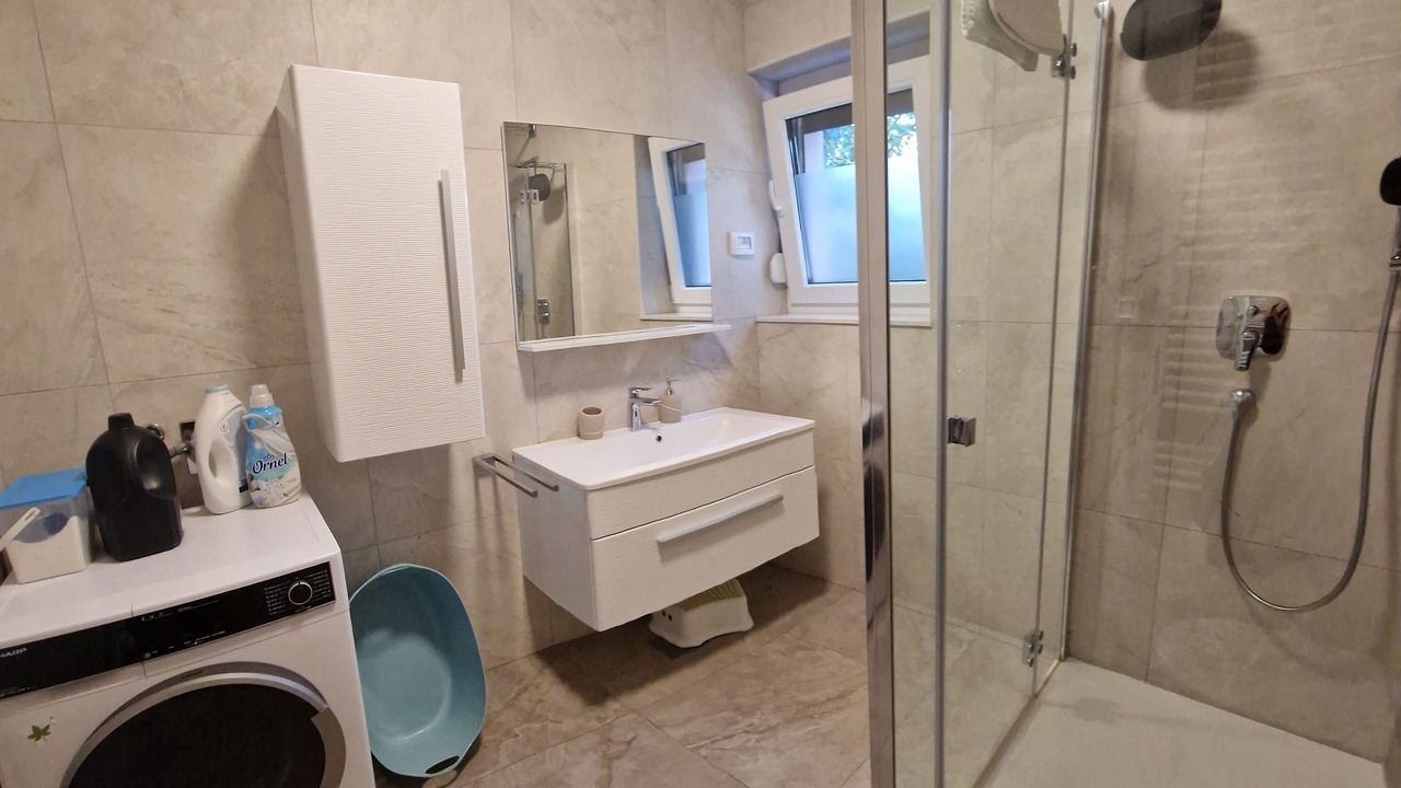 Photo of Bathroom in Peroj