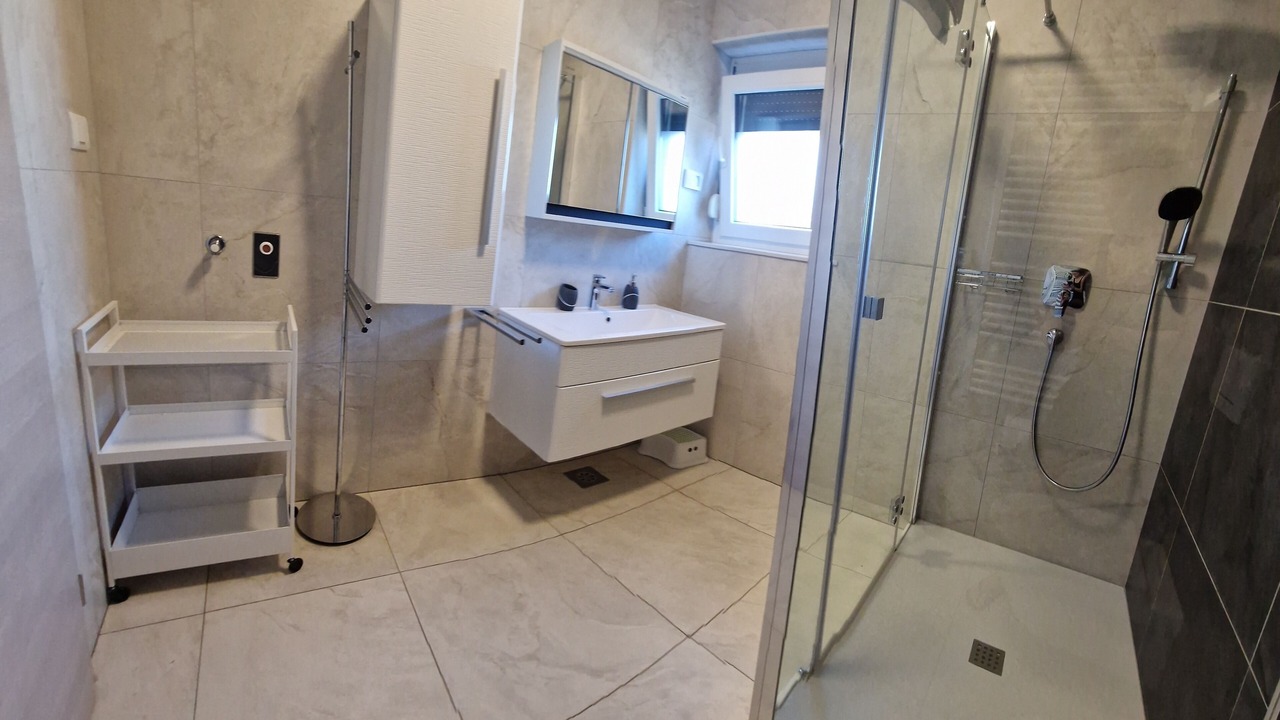 Photo of Bathroom in Peroj