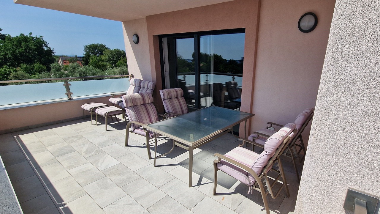 Photo of Outdoor in Peroj
