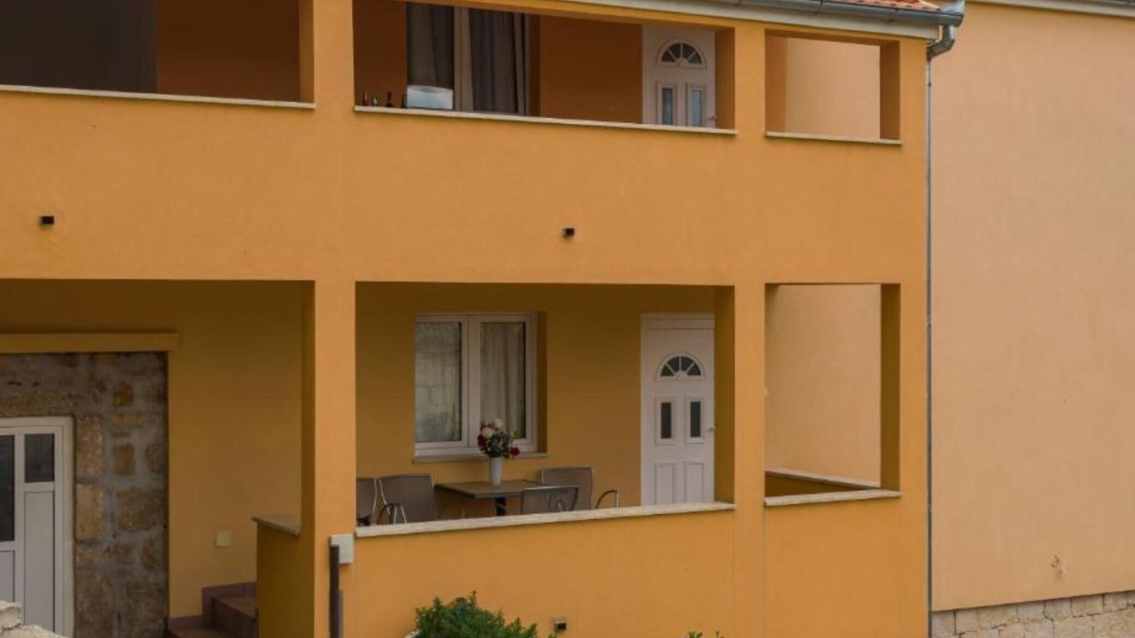 Photo of Outdoor in Garjak