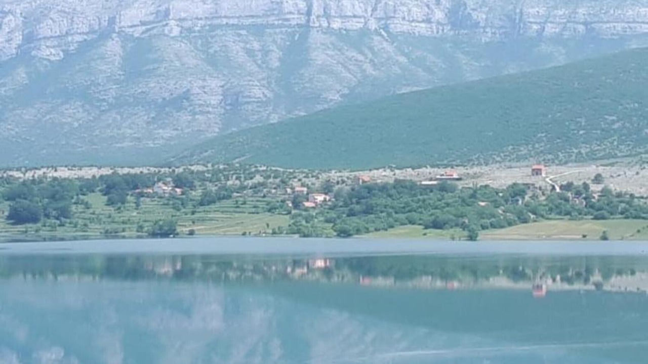 Photo of Outdoor in Garjak