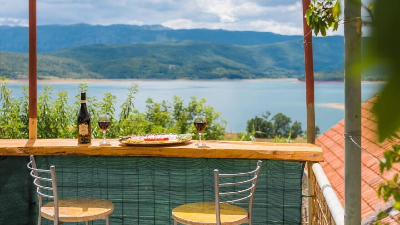 Photo of Patio Balcony in Garjak
