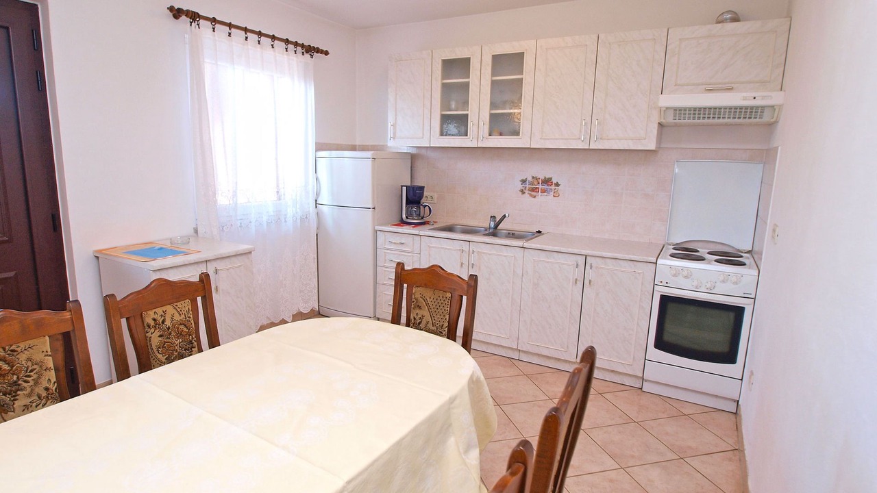 Photo of Bedroom in Flengi