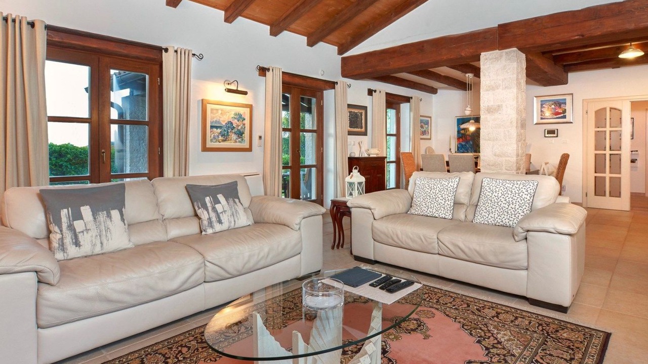 Photo of Livingroom in Karojba