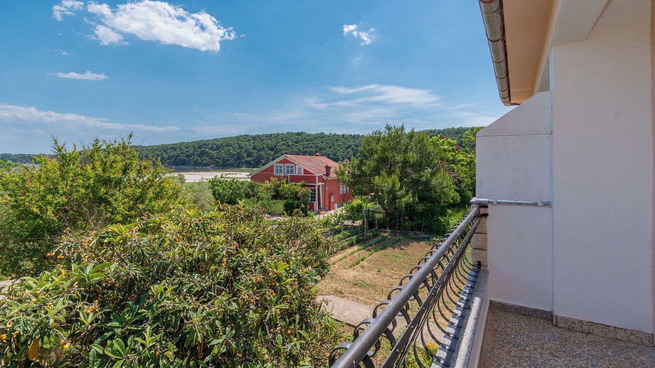 Photo of Outdoor in Suha Punta