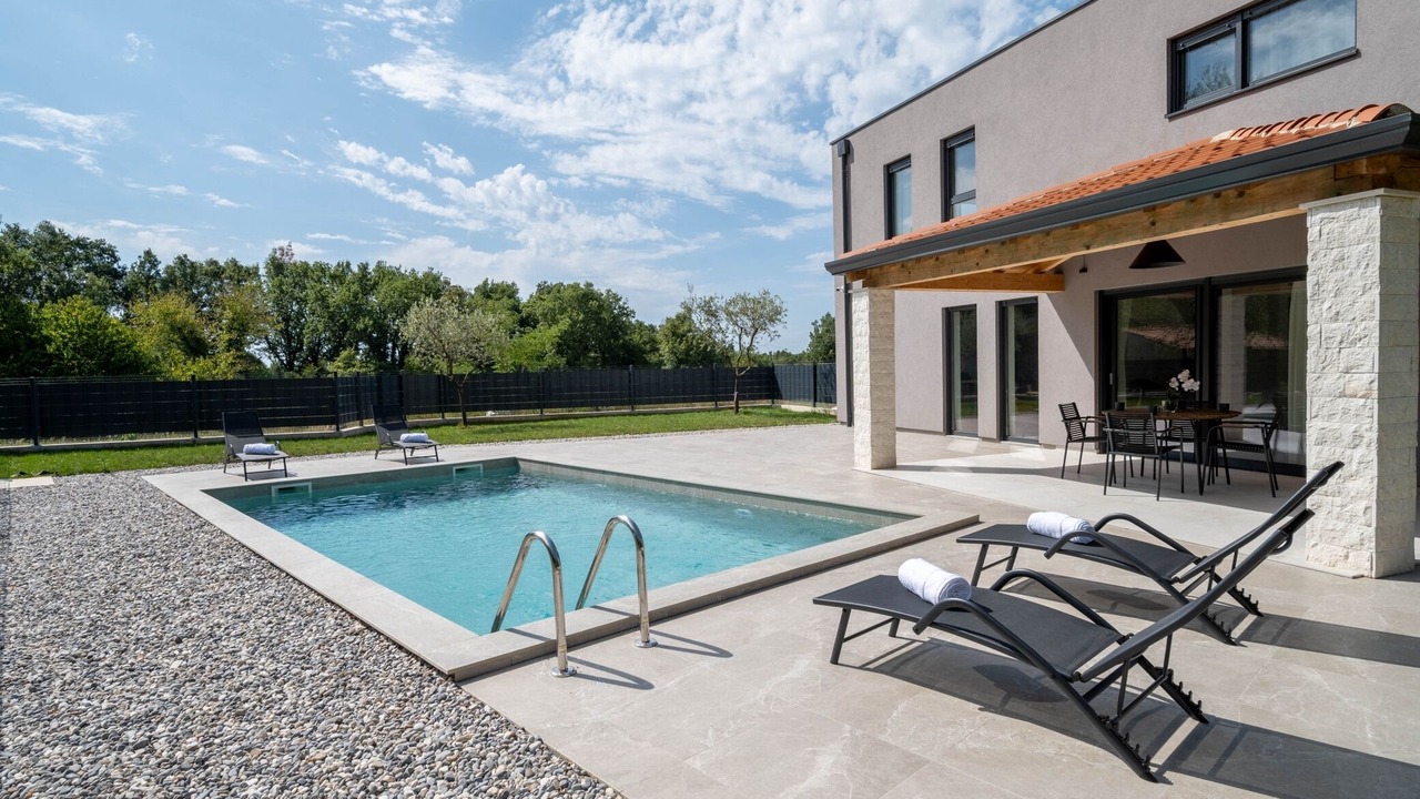 Photo of Outdoor in Mofardini