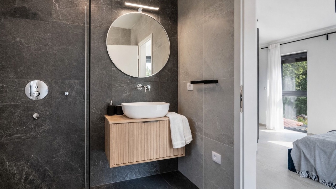 Photo of Bathroom in Mofardini