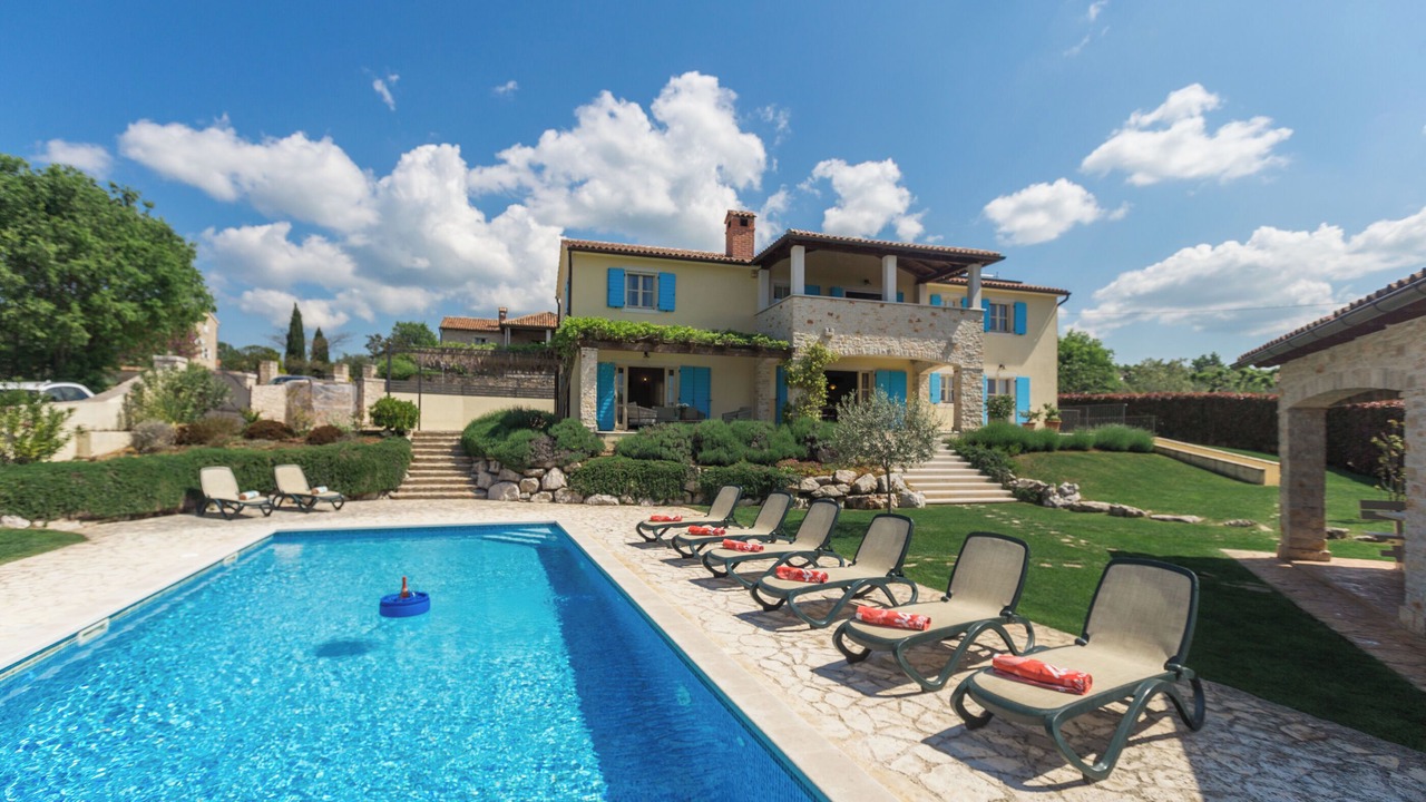 Photo of Outdoor in Heraki
