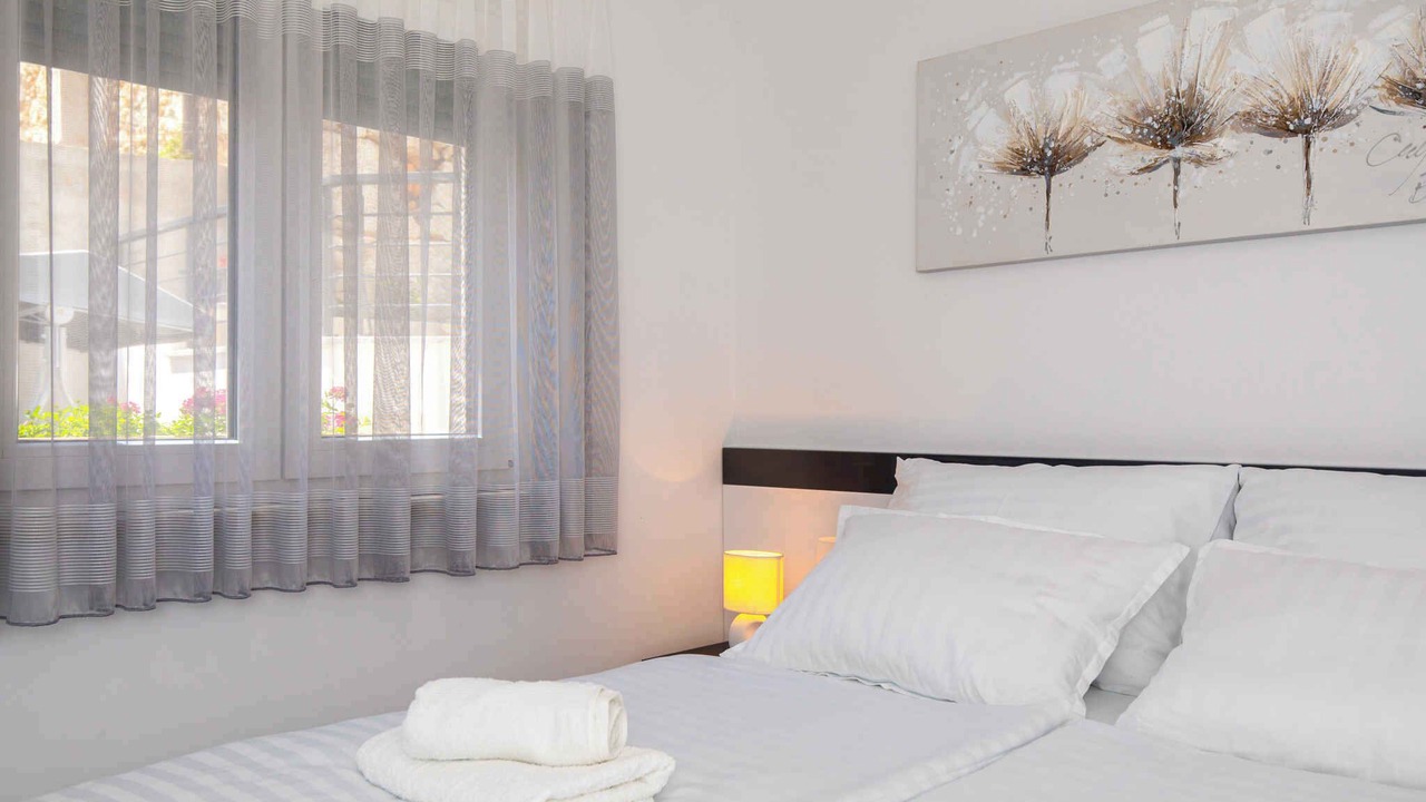 Photo of Bedroom in Salatic