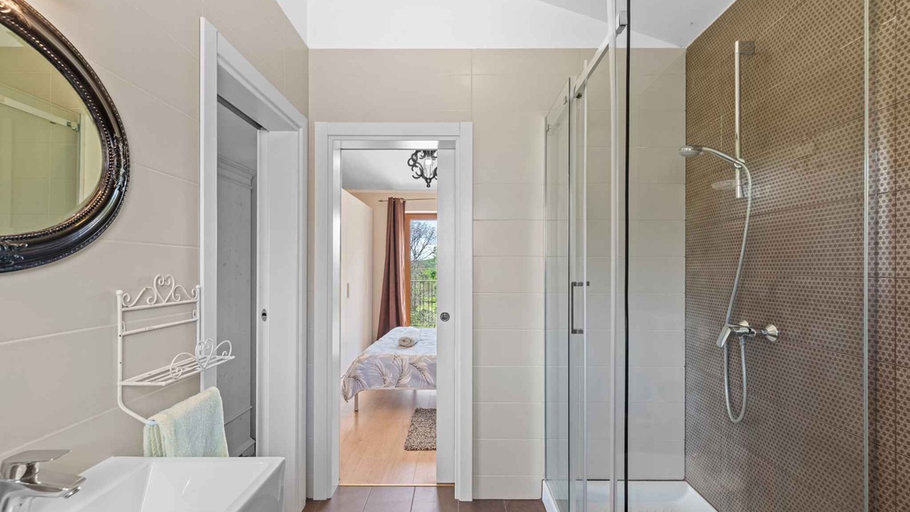 Photo of Bathroom in Fuskulin