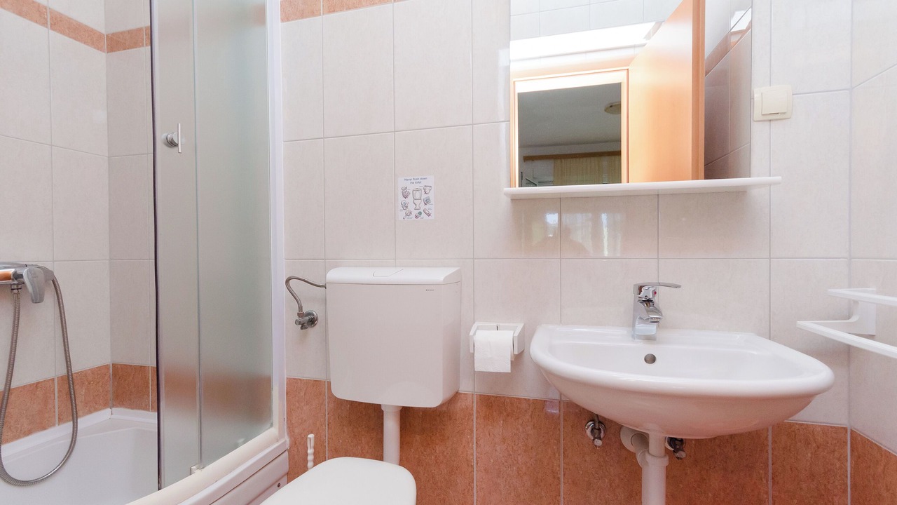 Photo of Bathroom in Lopar
