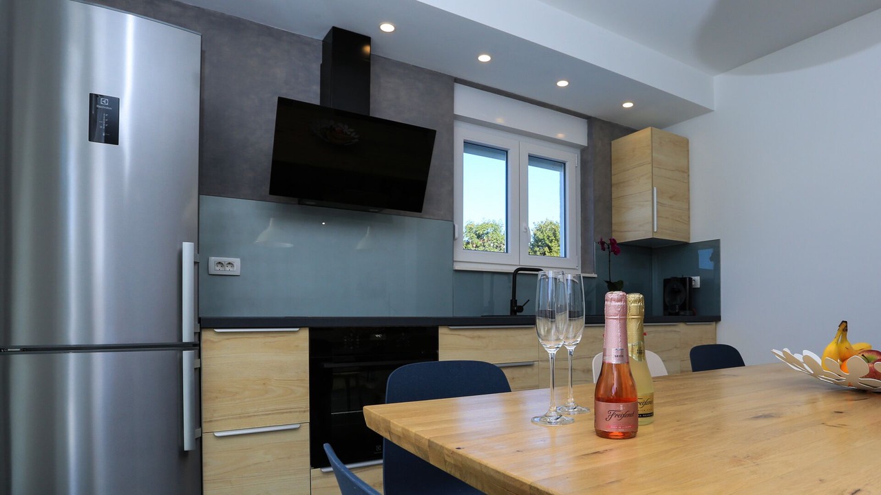 Photo of Kitchen in Brodarica