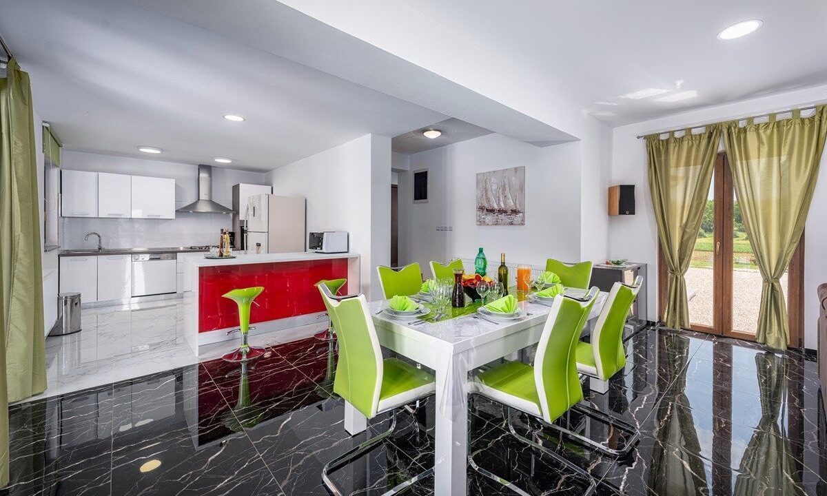 Photo of Kitchen in Karojba