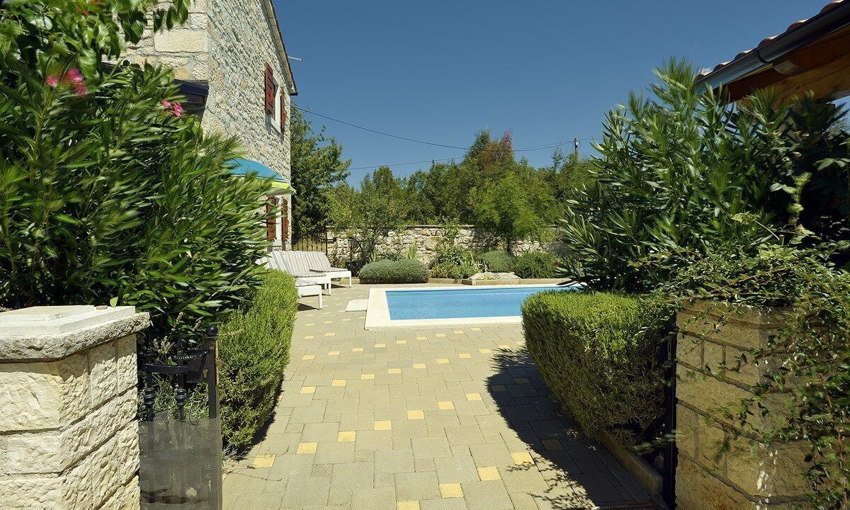 Photo of Outdoor in Cehici