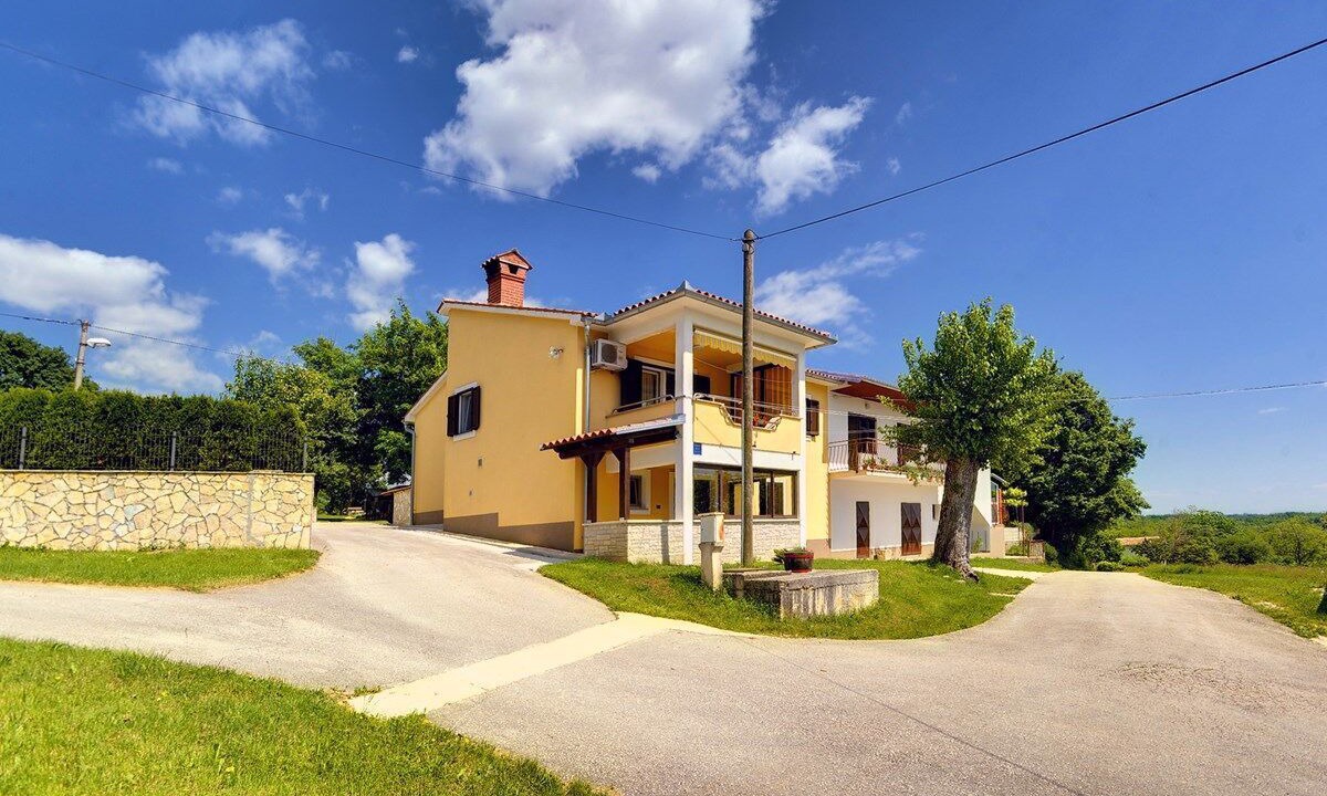 Photo of Outdoor in Lindar