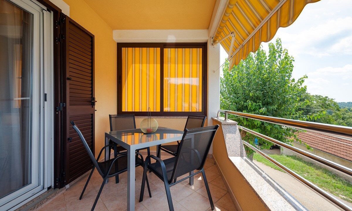Photo of Outdoor in Lindar
