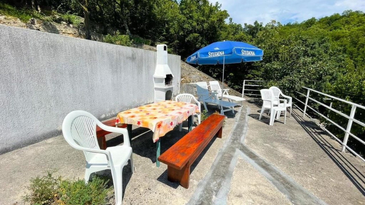 Photo of Outdoor in Smrika