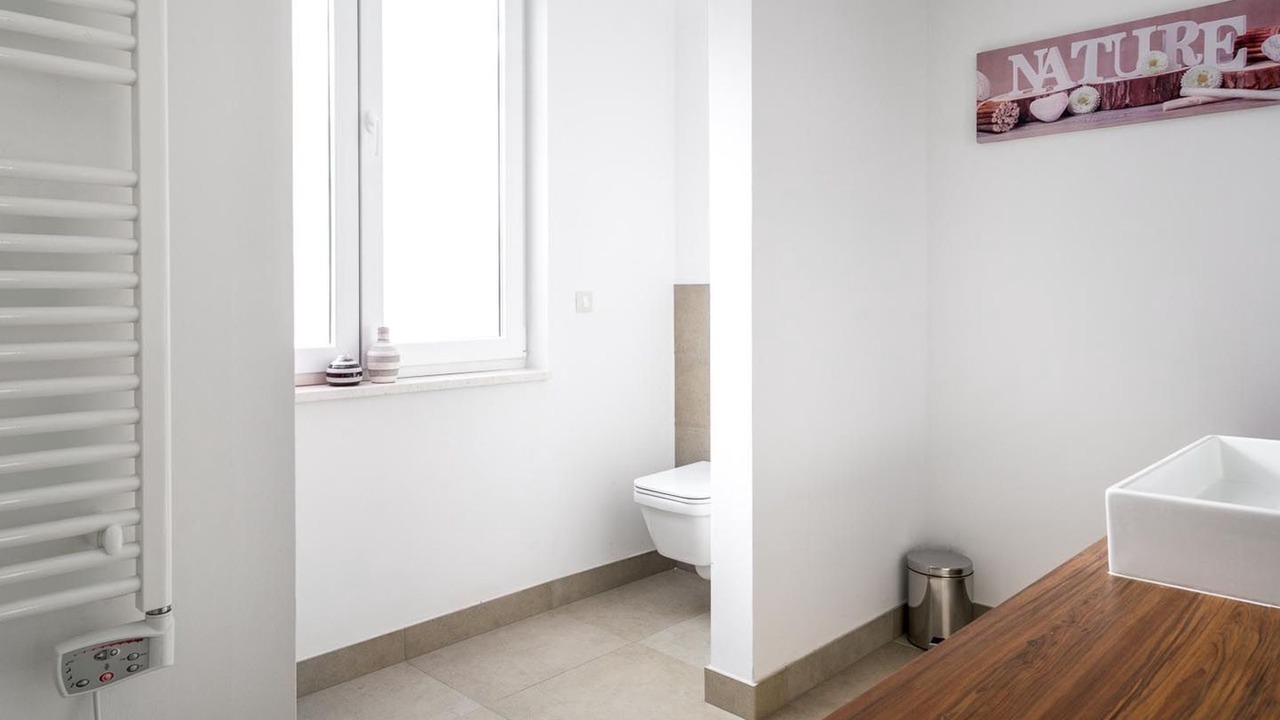 Photo of Bathroom in Slatine