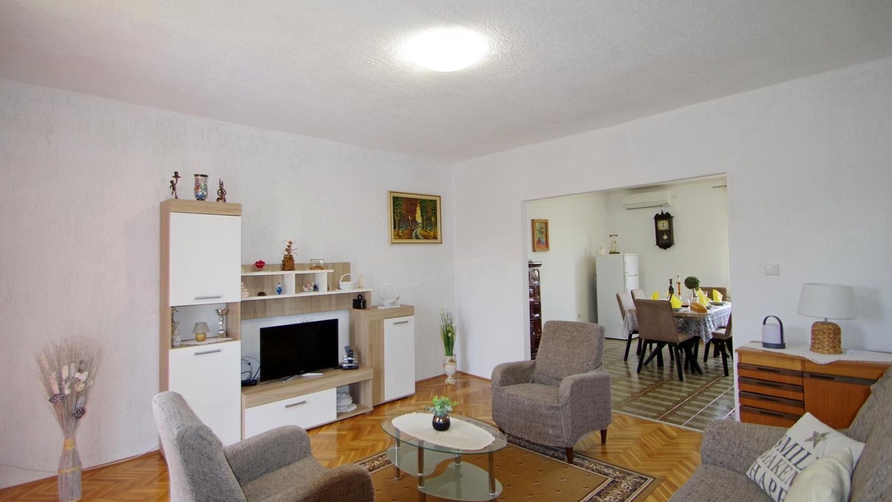 Photo of Livingroom in Sajini