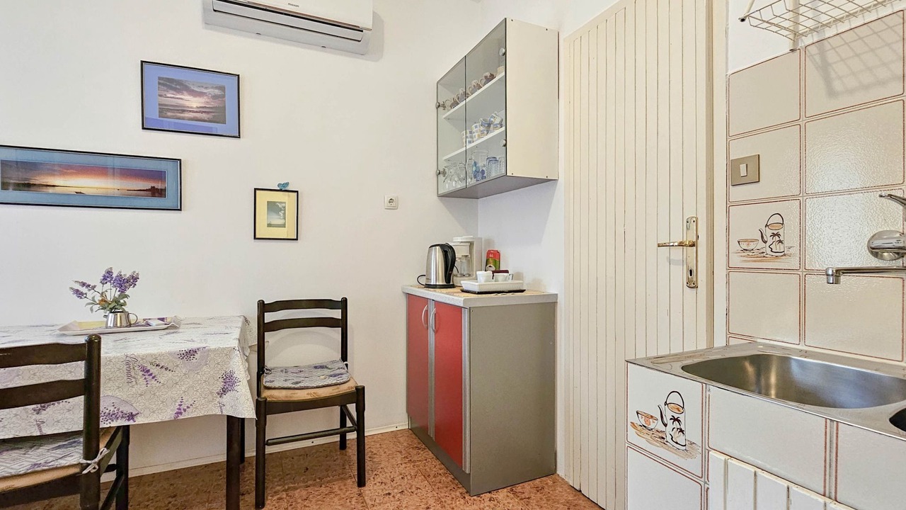 Photo of Kitchen in Karigador
