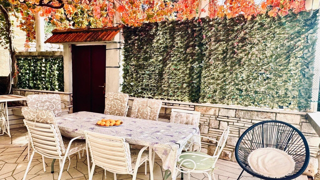 Photo of Patio Balcony in Gruz