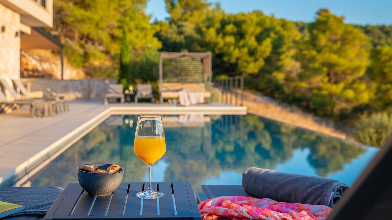 Photo of Outdoor in Cove Rogacic