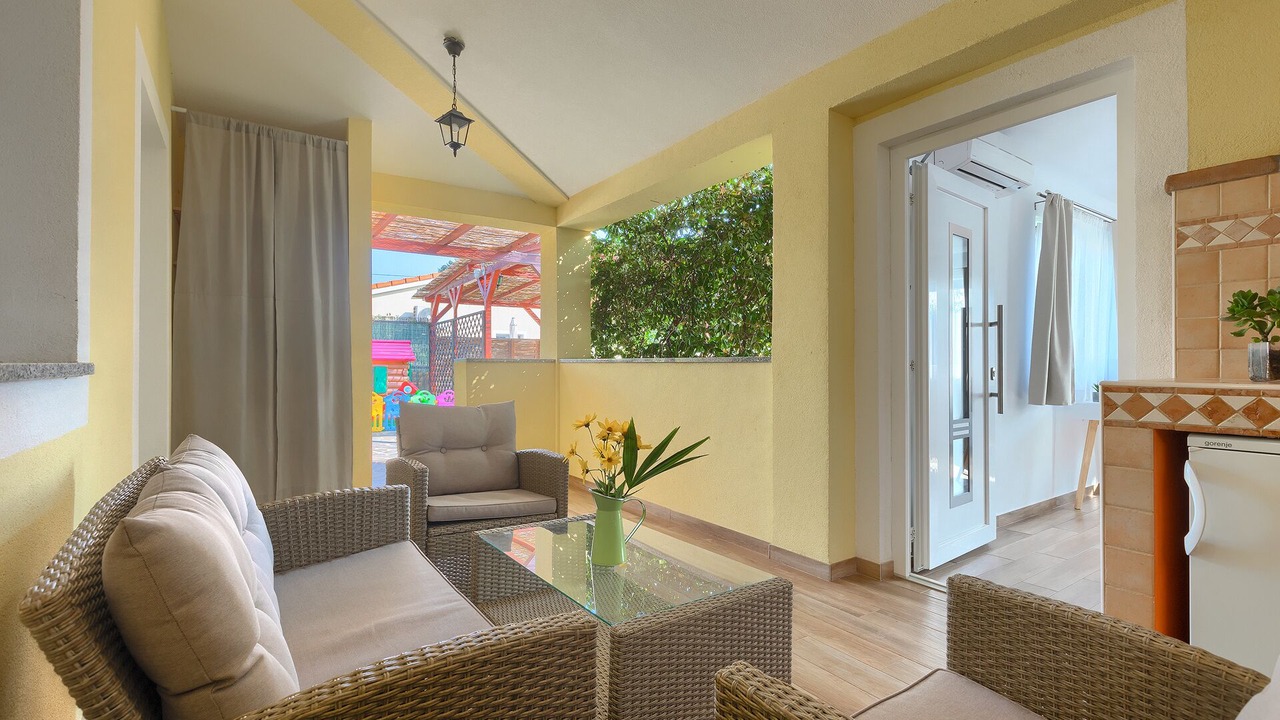 Photo of Livingroom in Loborika