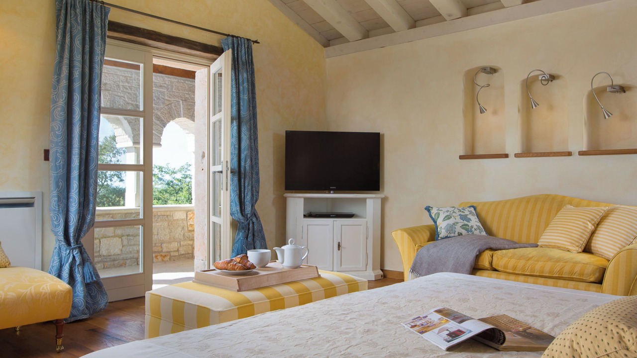 Photo of Livingroom in Filipini