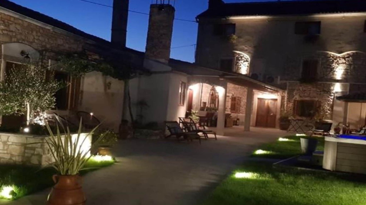 Photo of Outdoor in Loborika