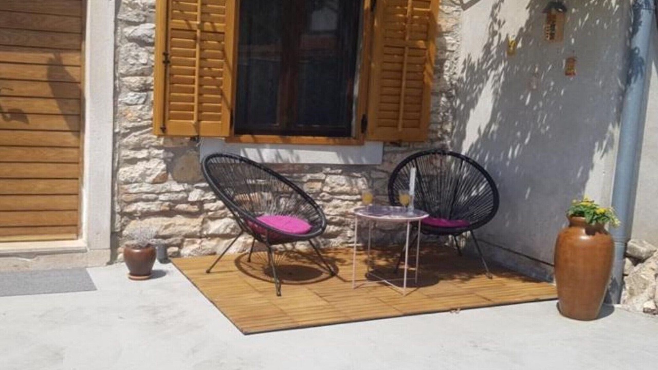 Photo of Outdoor in Loborika