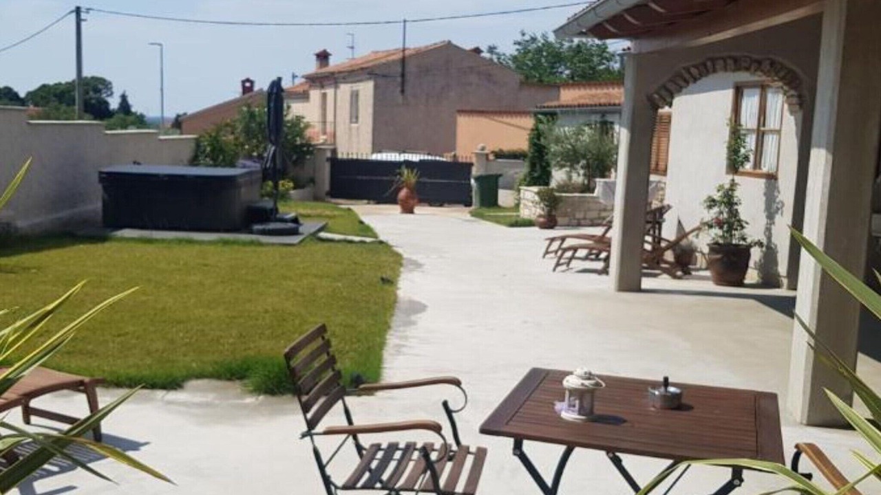 Photo of Outdoor in Loborika
