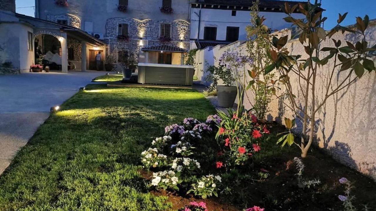 Photo of Outdoor in Loborika