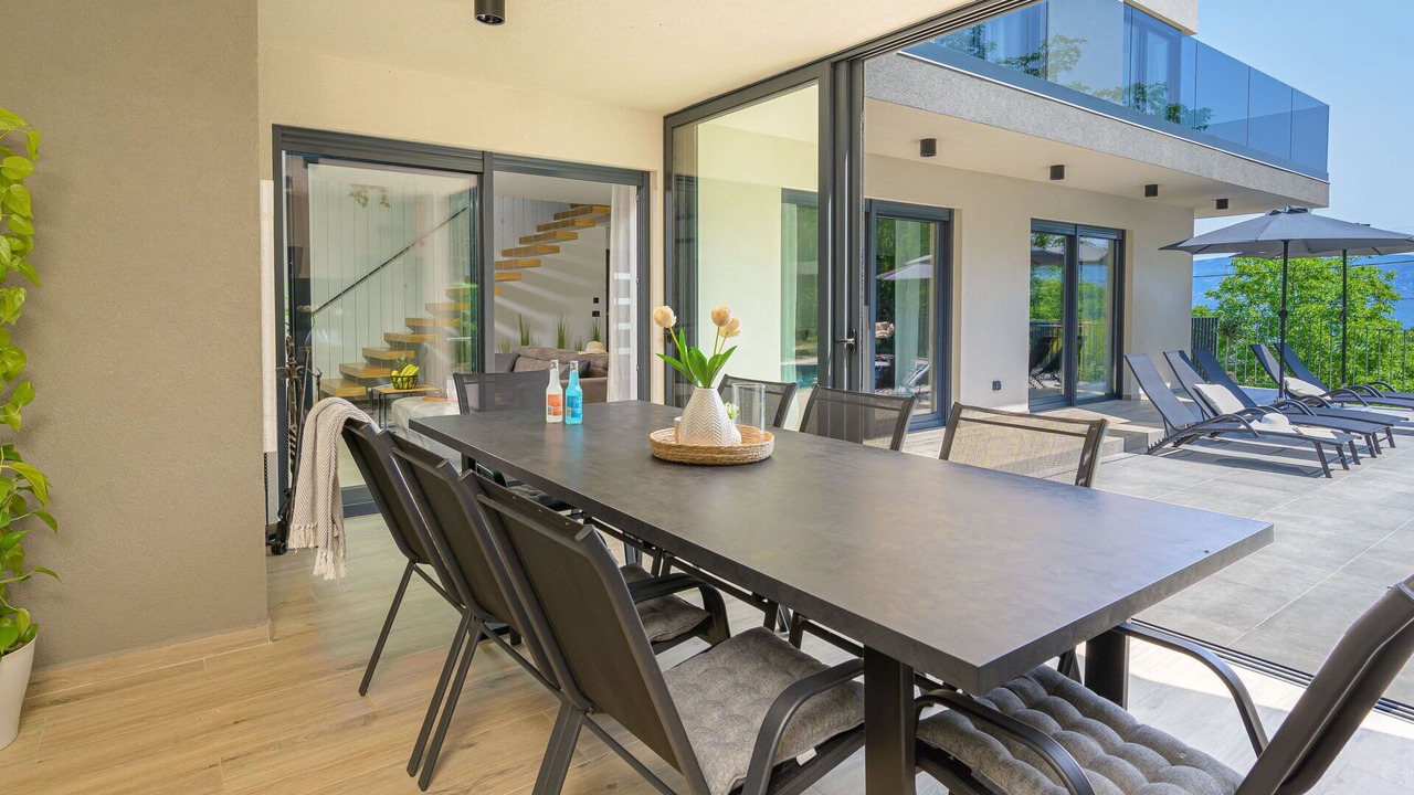 Photo of Patio Balcony in Sumber