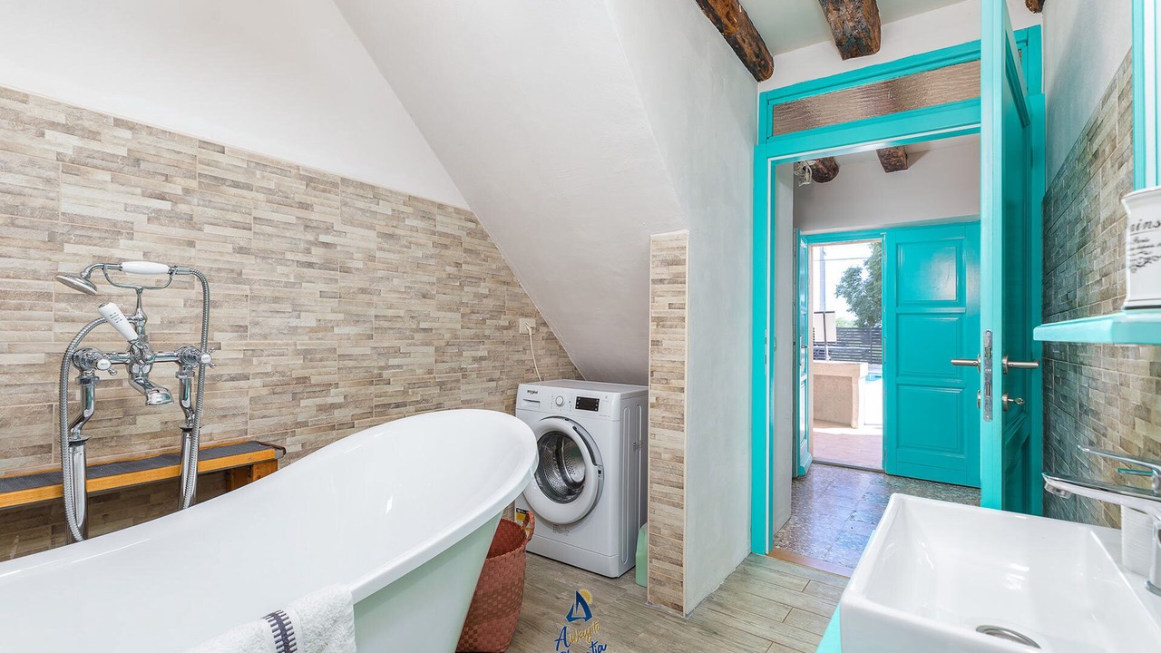 Photo of Bathroom in Peroj
