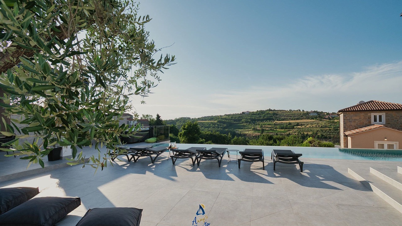 Photo of Outdoor in Momjan