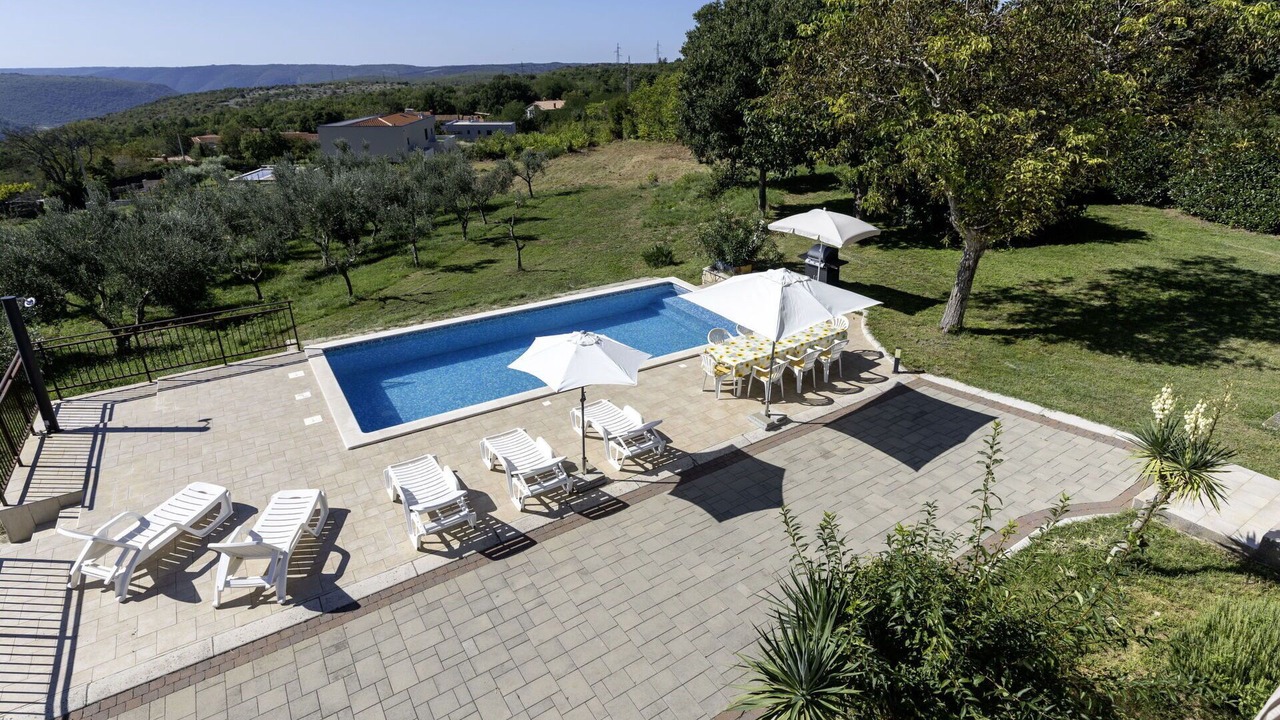 Photo of Outdoor in Topid
